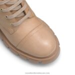 ⁦الدانتيل يصل الحذاء بكعب 8840R345 بني نحيف Russell And Bromley⁩ - الصورة ⁦4⁩