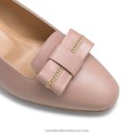 ⁦المحكمة تقليم القوس العاشق 8840R131 لون القرنفل نحيف Russell And Bromley⁩ - الصورة ⁦4⁩