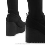 ⁦ايفرست هاي درايلكس: حذاء طويل من جلد الغزال 8840R347 أسود نحيف Russell And Bromley⁩ - الصورة ⁦3⁩