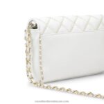 ⁦بوليفارد 2 ميني كروس 8840R695 أبيضRussell And Bromley⁩ - الصورة ⁦4⁩