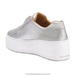 ⁦توقف عن حذاء رياضي بدون أربطة 8840R16 فضة نحيف Russell And Bromley⁩ - الصورة ⁦4⁩