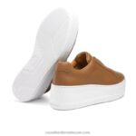 ⁦توقف عن حذاء رياضي بدون أربطة 8840R24 تان نحيف Russell And Bromley⁩ - الصورة ⁦4⁩