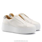 ⁦توقف عن حذاء رياضي بدون أربطة 8840R2 أبيض نحيف Russell And Bromley⁩ - الصورة ⁦2⁩