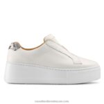 توقف عن حذاء رياضي بدون أربطة 8840R2 أبيض نحيف Russell And Bromley