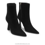 ⁦حذاء بوت مدبب ذو كعب خنجر مدبب 8840R301 أسود نحيف Russell And Bromley⁩ - الصورة ⁦2⁩