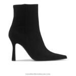 حذاء بوت مدبب ذو كعب خنجر مدبب 8840R301 أسود نحيف Russell And Bromley