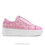 حذاء رياضي بدون أربطة 8840R26 لون القرنفل نحيف Russell And Bromley