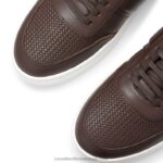 ⁦حذاء رياضي برقبة دائرية من أكسفورد 8840R474 بني رجال Russell And Bromley⁩ - الصورة ⁦4⁩