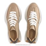 ⁦حذاء رياضي بنعل متوهج الساعة الرملية 8840R65 تان نحيف Russell And Bromley⁩ - الصورة ⁦3⁩
