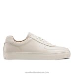 حذاء رياضي خارجي برباط 8840R441 عاج رجال Russell And Bromley