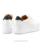 ⁦حذاء رياضي فلاتفورم بارك أفي 8840R33 أبيض نحيف Russell And Bromley⁩ - الصورة ⁦4⁩