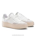 ⁦حذاء رياضي منخفض الارتفاع 8840R70 أبيض نحيف Russell And Bromley⁩ - الصورة ⁦2⁩