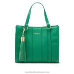 حقيبة صغيرة صغيرة الحجم من Clarity 8840R698 أخضرRussell And Bromley