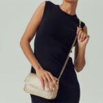 ⁦حقيبة كتف ليبرتي منسوجة 8840R734 ذهبRussell And Bromley⁩ - الصورة ⁦4⁩
