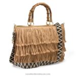 ⁦حمل شرابة التفاح 8840R751 Russell And Bromley⁩ - الصورة ⁦2⁩