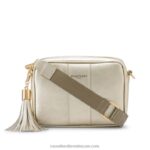 روبن حقيبة كاميرا رياضية بحزام 8840R731 معدنيRussell And Bromley