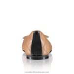 ⁦شقة الباليه مبطن الساحرة 8840R245 تان نحيف Russell And Bromley⁩ - الصورة ⁦3⁩
