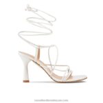 صندل برباط على شكل تنين 8840R174 أبيض نحيف Russell And Bromley
