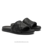 ⁦صندل بغل مبطن ناعم 8840R398 أسود نحيف Russell And Bromley⁩ - الصورة ⁦2⁩