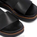 ⁦صندل بوسطن رياضي فلاتفورم 8840R381 أسود نحيف Russell And Bromley⁩ - الصورة ⁦4⁩