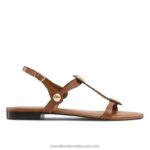 صندل لورين مزين بقرص 8840R394 تان نحيف Russell And Bromley