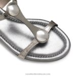 ⁦صندل لورين مزين بقرص 8840R395 بيوتر نحيف Russell And Bromley⁩ - الصورة ⁦4⁩