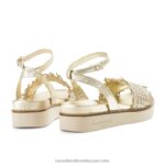 ⁦صندل من الجلد الطبيعي 8840R379 معدني نحيف Russell And Bromley⁩ - الصورة ⁦4⁩