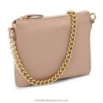 ⁦على الحقيبة الرمز البريدي سلسلة نقطة الكتف 8840R765 اللون البيجRussell And Bromley⁩ - الصورة ⁦2⁩
