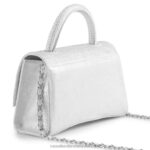 ⁦على حقيبة الاستيلاء منظم الصخور 8840R723 معدني نحيف Russell And Bromley⁩ - الصورة ⁦4⁩