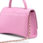 ⁦على حقيبة الاستيلاء منظم الصخور 8840R725 لون القرنفل نحيف Russell And Bromley⁩ - الصورة ⁦4⁩