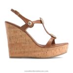كعب إسفين إسفين من الفلين على شكل حرف T 8840R423 اللون البيج نحيف Russell And Bromley