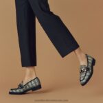 ⁦كليوباترا 3 حلقة متعطل 8840R205 أسود نحيف Russell And Bromley⁩ - الصورة ⁦4⁩