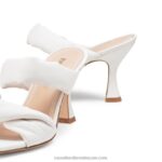 ⁦كوكتيل نفخة حزام بغل 8840R154 حيادي نحيف Russell And Bromley⁩ - الصورة ⁦4⁩
