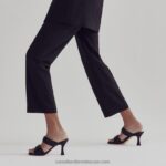 ⁦كوكتيل نفخة حزام بغل 8840R169 أسود نحيف Russell And Bromley⁩ - الصورة ⁦4⁩