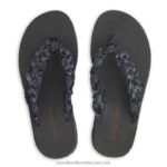 ⁦كومودو رافيا ثونج سلايد 8840R524رجال Russell And Bromley⁩ - الصورة ⁦3⁩