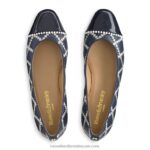 ⁦مضخة باليه بوليفارد بيرل 8840R241 أزرق نحيف Russell And Bromley⁩ - الصورة ⁦3⁩