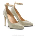 ⁦مضخة منصة نقطة التحديد 8840R187 ذهب نحيف Russell And Bromley⁩ - الصورة ⁦2⁩