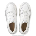 ⁦نعل بأربطة متباينة ريترو 8840R53 أبيض نحيف Russell And Bromley⁩ - الصورة ⁦3⁩