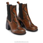 ⁦هاكني سكوب اصبع القدم التمهيد تشيلسي 8840R317 تان نحيف Russell And Bromley⁩ - الصورة ⁦2⁩