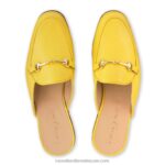 ⁦Loafermule عارية الذراعين متعطل 8840R238 أصفر نحيف Russell And Bromley⁩ - الصورة ⁦3⁩
