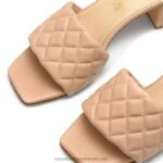 ⁦quiltbloc مبطن كتلة بغل 8840R151 حيادي نحيف Russell And Bromley⁩ - الصورة ⁦4⁩