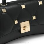 ⁦rockonrocks مسمار رفرف الكتف 8840R746 أسودRussell And Bromley⁩ - الصورة ⁦4⁩